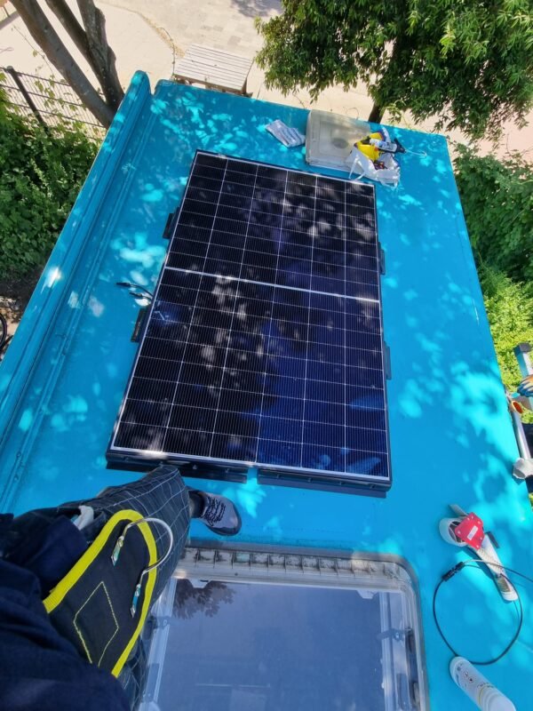 Camper-, Caravan- en Daktent Zonnegenerator Uitrusting - Afbeelding 2